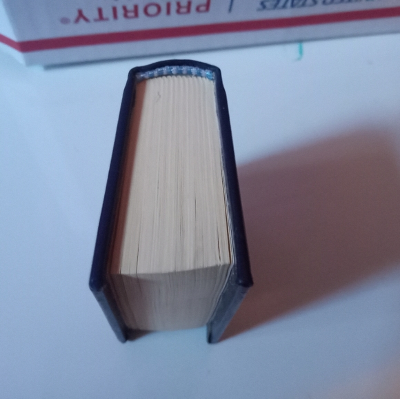 Macbeth William Shakespeare mini book - Picture 3 of 5